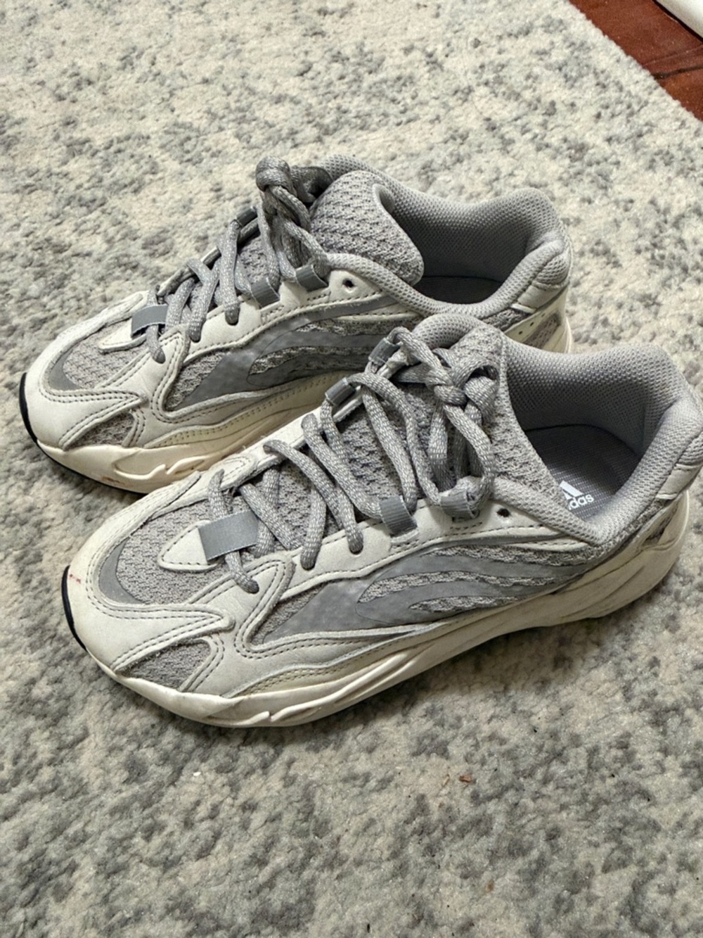adidas yeezy boost 700 v2 static white grey